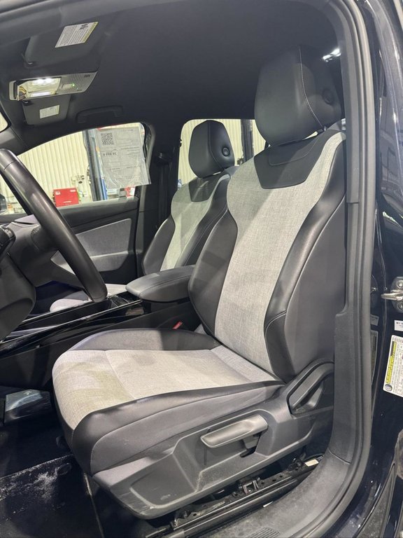 2024 Volkswagen ID.4 Pro in Terrebonne, Quebec - 8 - w1024h768px