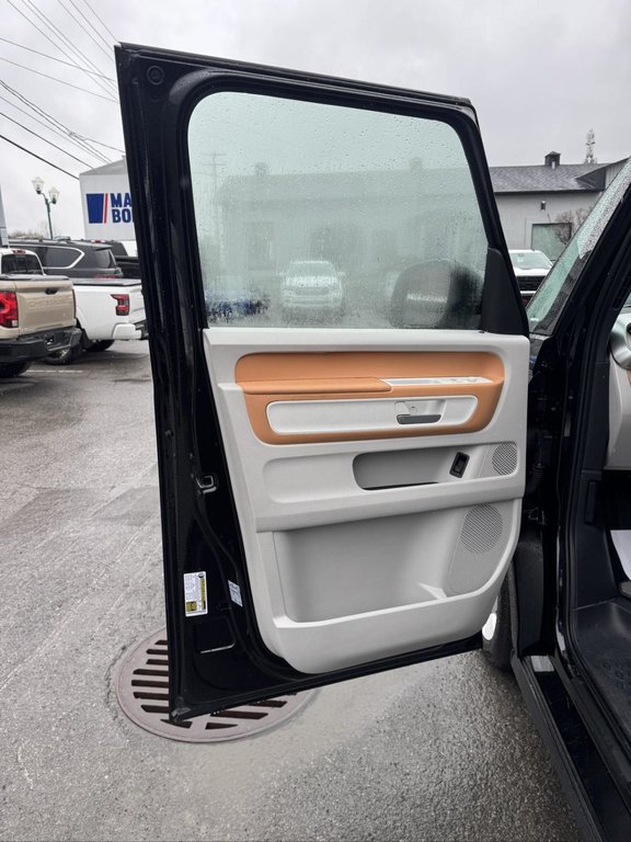 2025 Volkswagen ID. Buzz 1st Edition in Terrebonne, Quebec - 7 - w1024h768px
