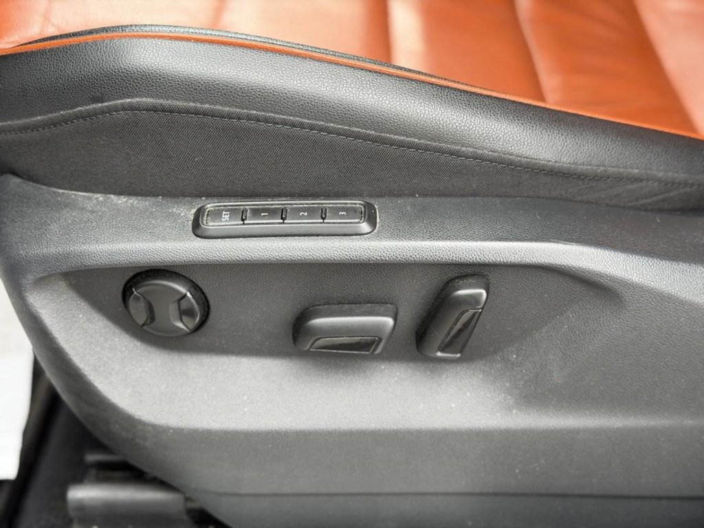 2020 Volkswagen Tiguan Highline R Line Toit Panoramique Fender in Terrebonne, Quebec - 9 - w1024h768px
