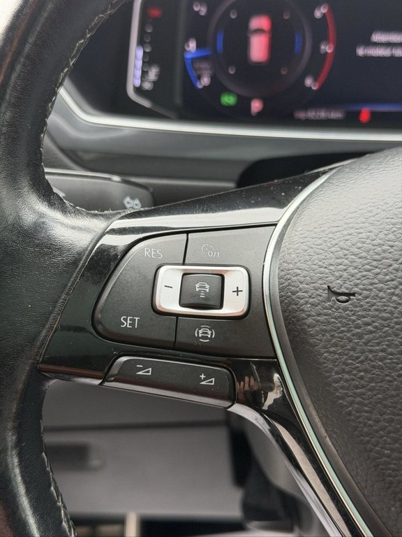 2020 Volkswagen Tiguan Highline R Line Toit Panoramique Fender in Terrebonne, Quebec - 13 - w1024h768px
