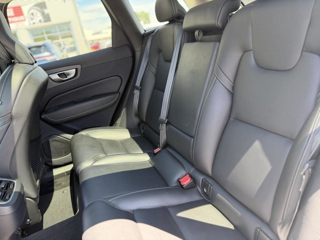 Volvo XC60 Inscription B6 Cuir Toit Panoramique 2022 à Terrebonne, Québec - 22 - w1024h768px