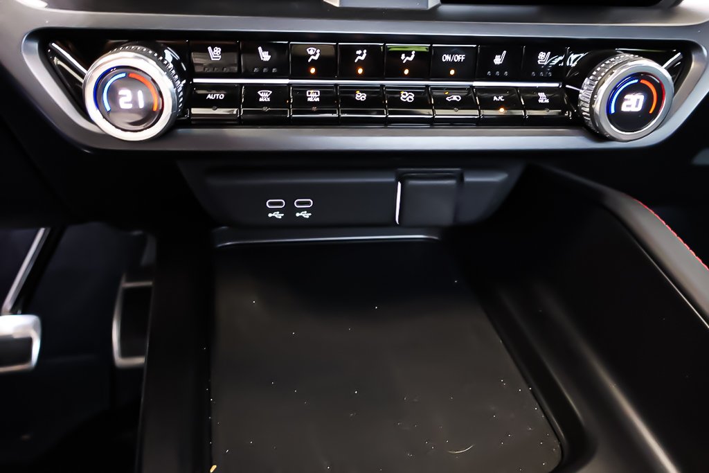 2024 Acura ZDX TYPE S + AWD + ELECTRIQUE in Terrebonne, Quebec - 25 - w1024h768px