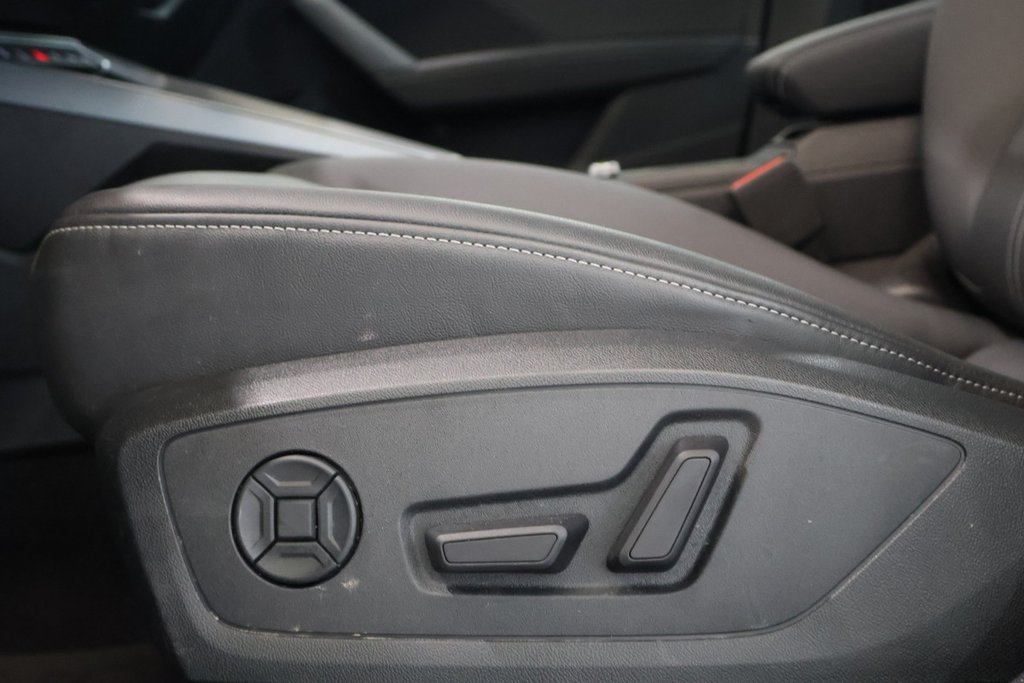 2026 Audi A3 SEDAN KOMFORT + AWD + TOIT OUVRANT in Terrebonne, Quebec - 13 - w1024h768px