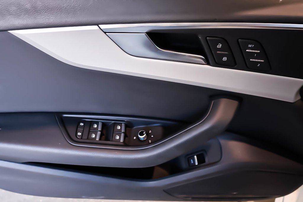 2021 Audi A4 KOMFORT QUATTRO + CUIR + TOIT OUVRANT in Terrebonne, Quebec - 22 - w1024h768px