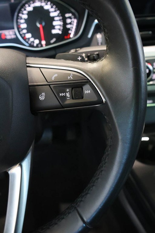 2024 Audi A4 KOMFORT QUATTRO + CUIR + TOIT OUVRANT in Terrebonne, Quebec - 18 - w1024h768px