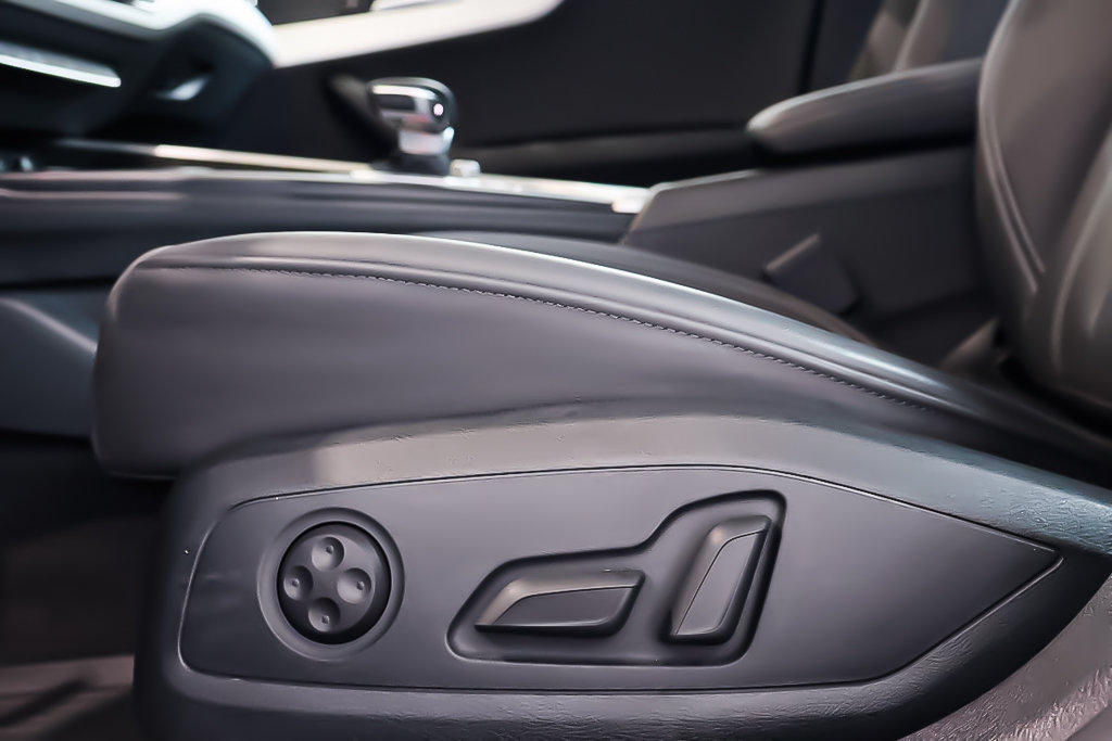 Audi A5 SPORTBACK KOMFORT + AWD + TOI OUVRANT 2023 à Terrebonne, Québec - 13 - w1024h768px
