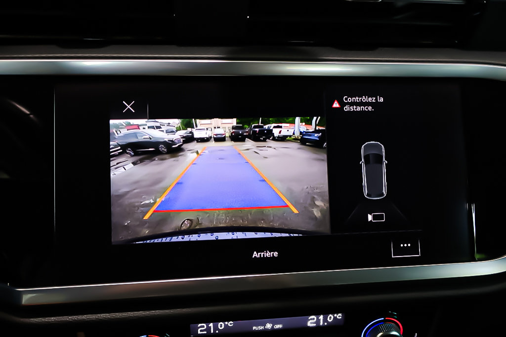2022 Audi Q3 KOMFORT + AWD + TOIT OUVRANT PANO in Terrebonne, Quebec - 22 - w1024h768px