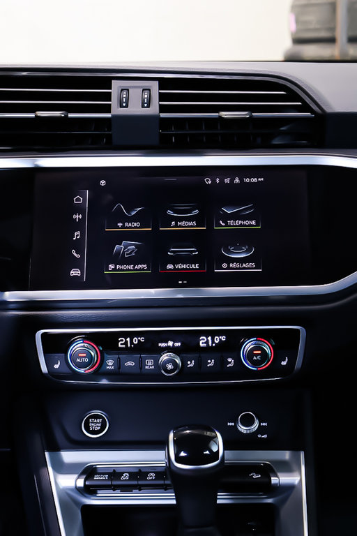 2022 Audi Q3 KOMFORT + AWD + TOIT OUVRANT PANO in Terrebonne, Quebec - 21 - w1024h768px