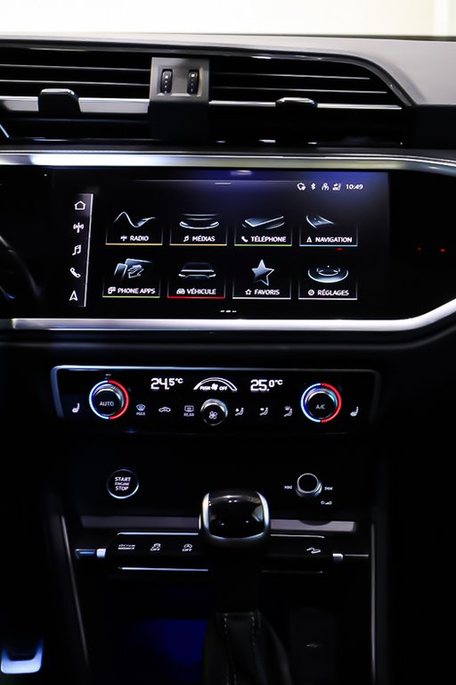 Audi Q3 TECHNIK + AWD + TOIT OUVRANT PANO 2023 à Terrebonne, Québec - 21 - w1024h768px
