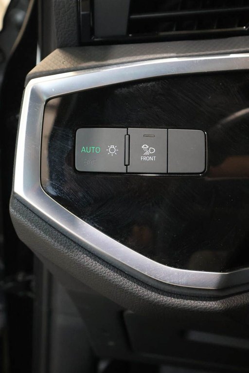 Audi Q3 KOMFORT + AWD + TOIT OUVRANT PANO 2025 à Terrebonne, Québec - 25 - w1024h768px