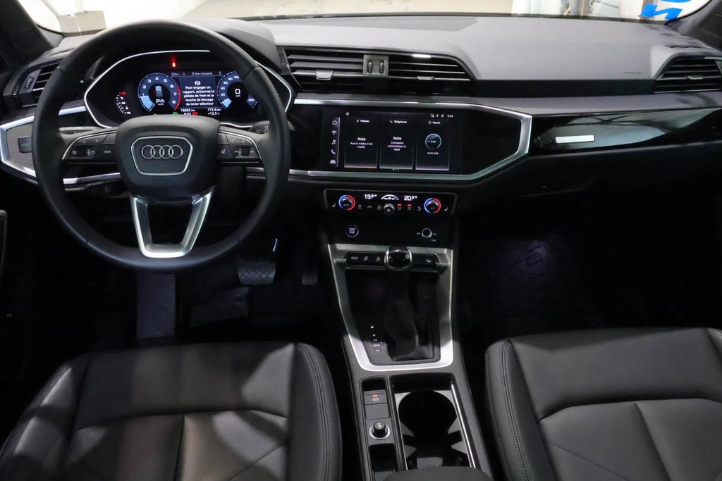 Audi Q3 KOMFORT + AWD + TOIT OUVRANT PANO 2025 à Terrebonne, Québec - 14 - w1024h768px