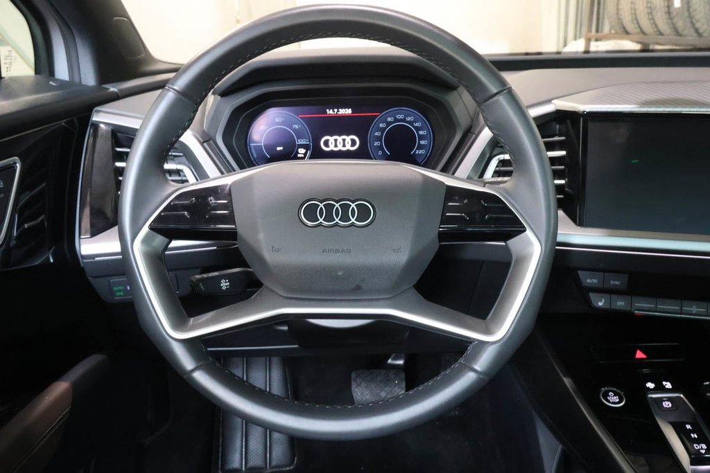 2025 Audi Q4 E-TRON 55 QUATTRO + ELECTRIQUE + TOIT OUVRANT PANO in Terrebonne, Quebec - 15 - w1024h768px