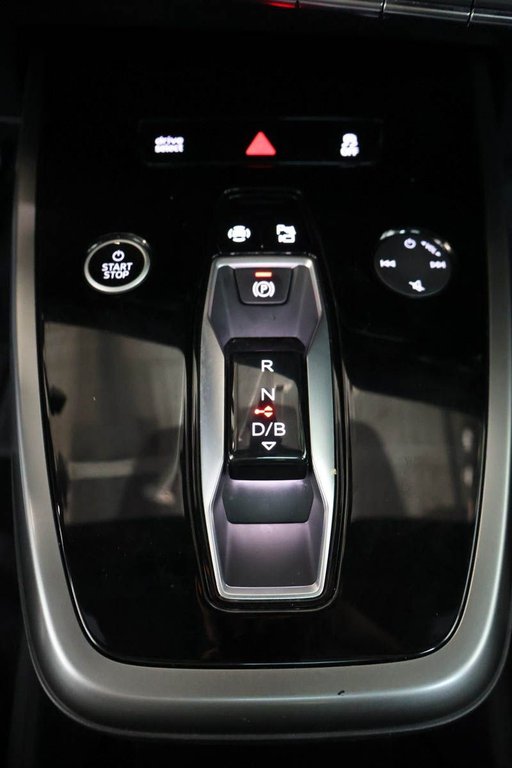 2025 Audi Q4 E-TRON 55 QUATTRO + ELECTRIQUE + TOIT OUVRANT PANO in Terrebonne, Quebec - 23 - w1024h768px