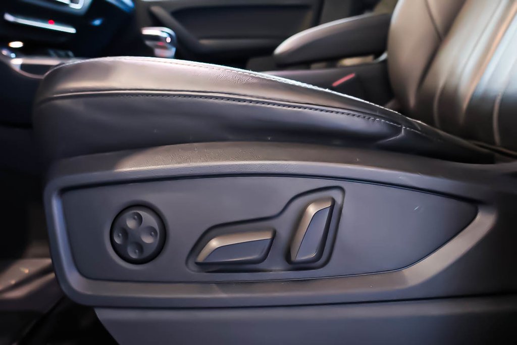 Audi Q5 KOMFORT + AWD + CUIR + CARPLAY 2023 à Terrebonne, Québec - 9 - w1024h768px