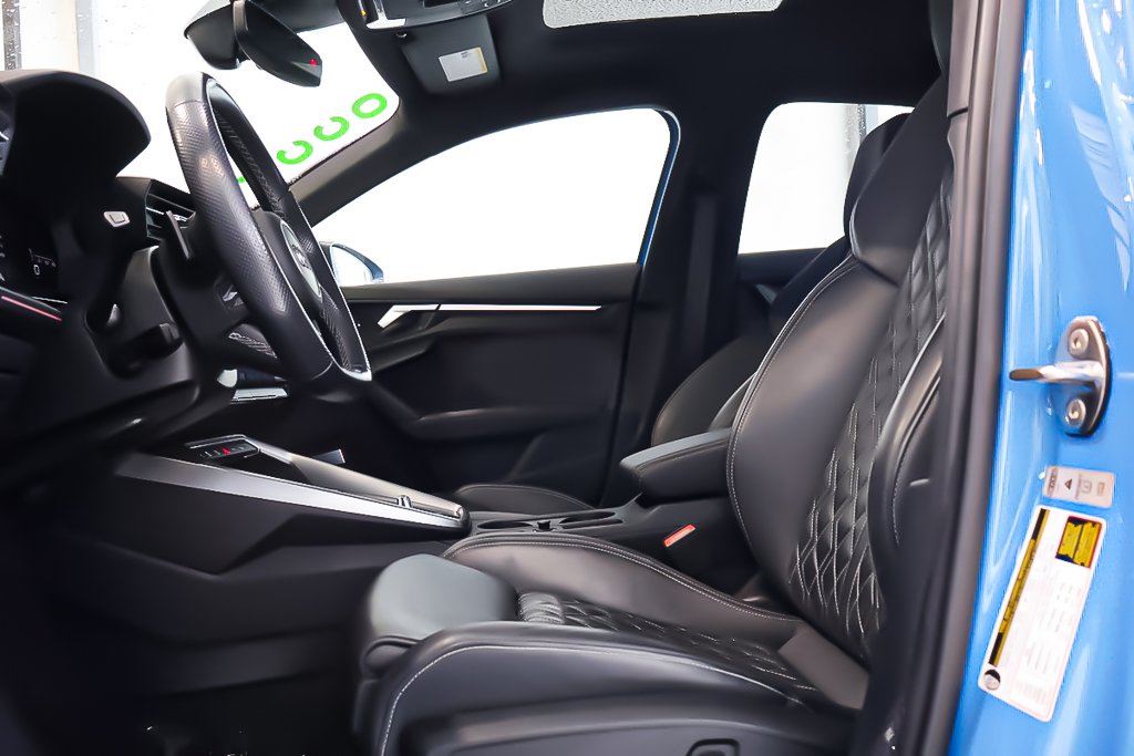 2023 Audi S3 TECHNIK + AWD + TOIT OUVRANT in Terrebonne, Quebec - 10 - w1024h768px