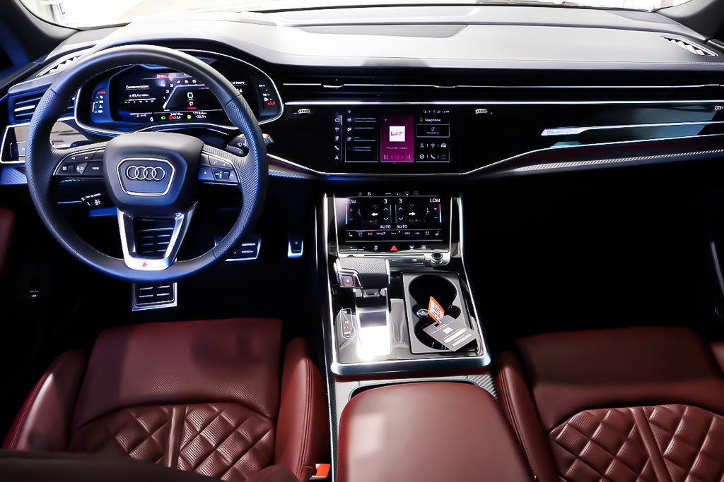 2024 Audi SQ8 AWD + TOIT OUVRANT PANO + CUIR in Terrebonne, Quebec - 11 - w1024h768px