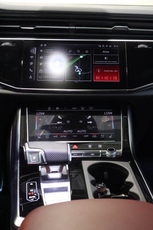 2025 Audi SQ8 AWD + TOIT OUVRANT PANNO + ATTACHE-REMORQUE in Terrebonne, Quebec - 22 - w1024h768px