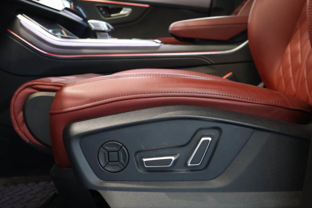 2025 Audi SQ8 AWD + TOIT OUVRANT PANNO + ATTACHE-REMORQUE in Terrebonne, Quebec - 13 - w1024h768px