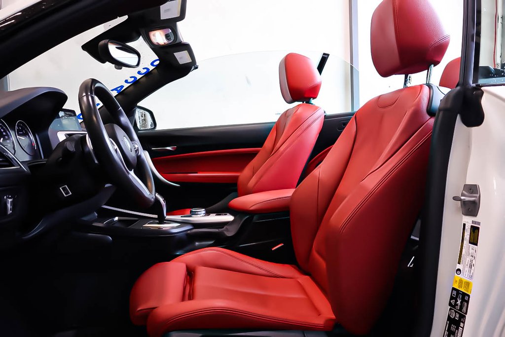 BMW 2 Series M240i xDRIVE + CONVERTIBLE + CUIR 2021 à Terrebonne, Québec - 13 - w1024h768px
