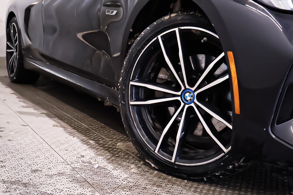 2023 BMW 3 Series 330e xDRIVE + PHEV + ENSEMBLE PREMIUM ESSENTIAL in Terrebonne, Quebec - 6 - w1024h768px