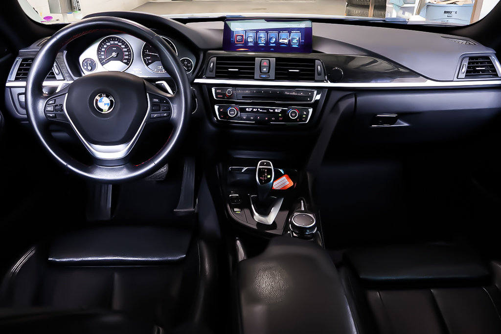 BMW 4 Series 430i xDRIVE + AWD + CUIR + TOIT OUVRANT 2017 à Terrebonne, Québec - 14 - w1024h768px