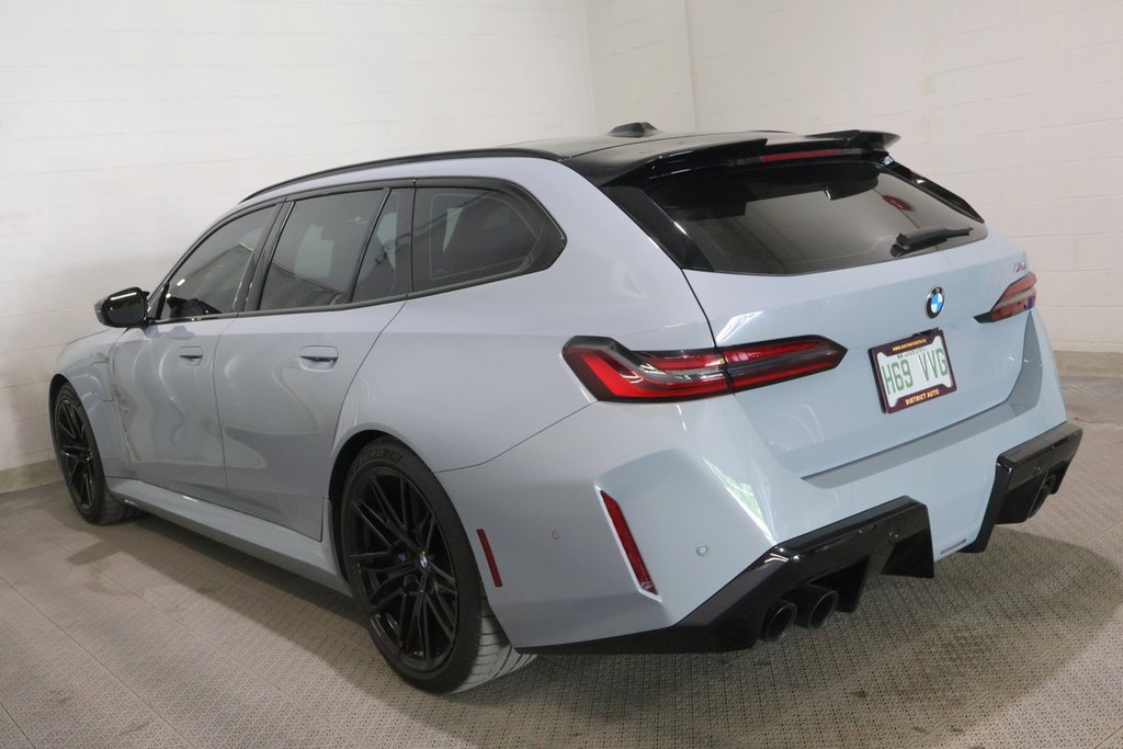 2025 BMW M5 TOURING + PHEV + TOIT DE VERRE in Terrebonne, Quebec - 6 - w1024h768px