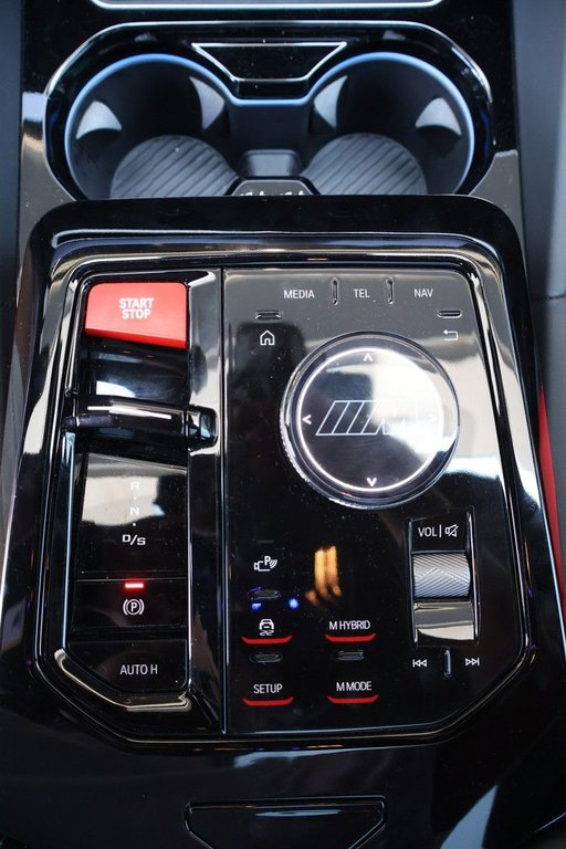 2025 BMW M5 TOURING + PHEV + TOIT DE VERRE in Terrebonne, Quebec - 16 - w1024h768px