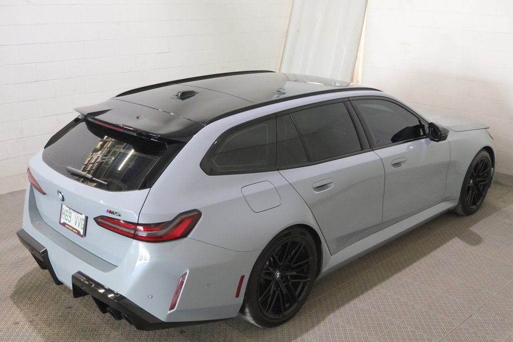 2025 BMW M5 TOURING + PHEV + TOIT DE VERRE in Terrebonne, Quebec - 5 - w1024h768px