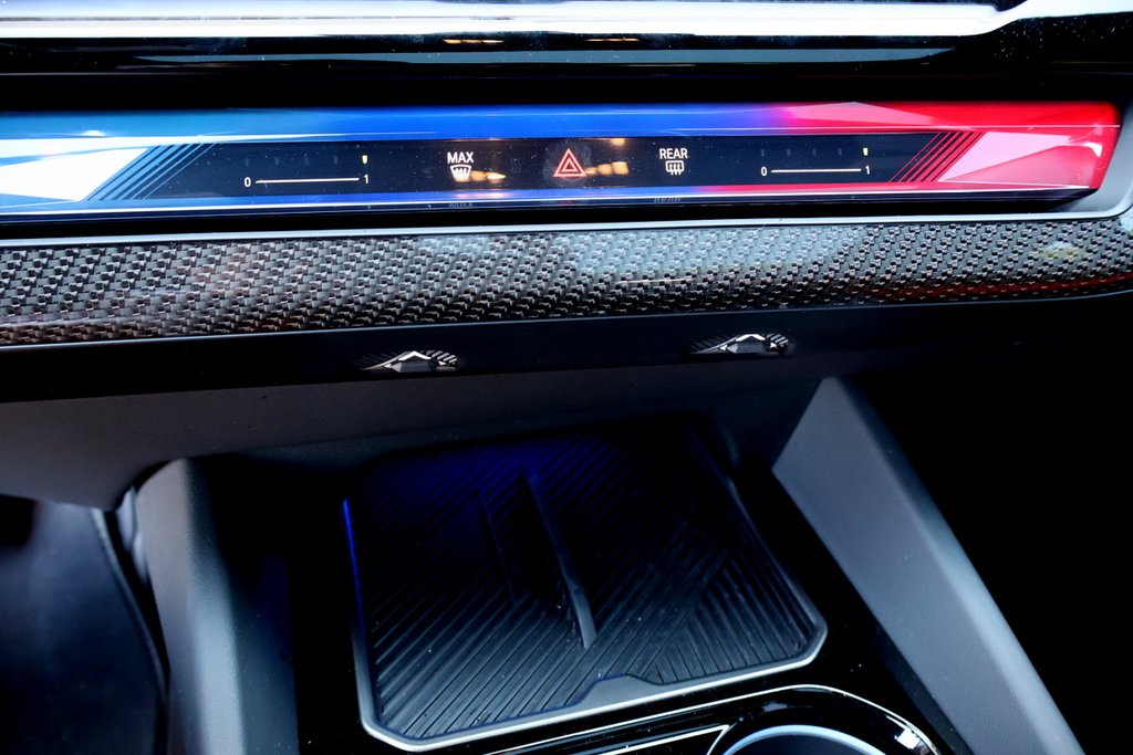 2025 BMW M5 TOURING + PHEV + TOIT DE VERRE in Terrebonne, Quebec - 17 - w1024h768px