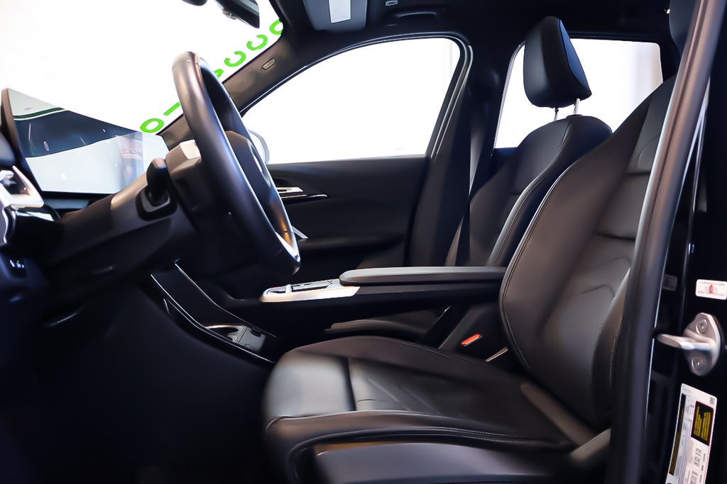 BMW X1 xDrive28i + AWD + TOIT OUVRANT PANO 2025 à Terrebonne, Québec - 10 - w1024h768px