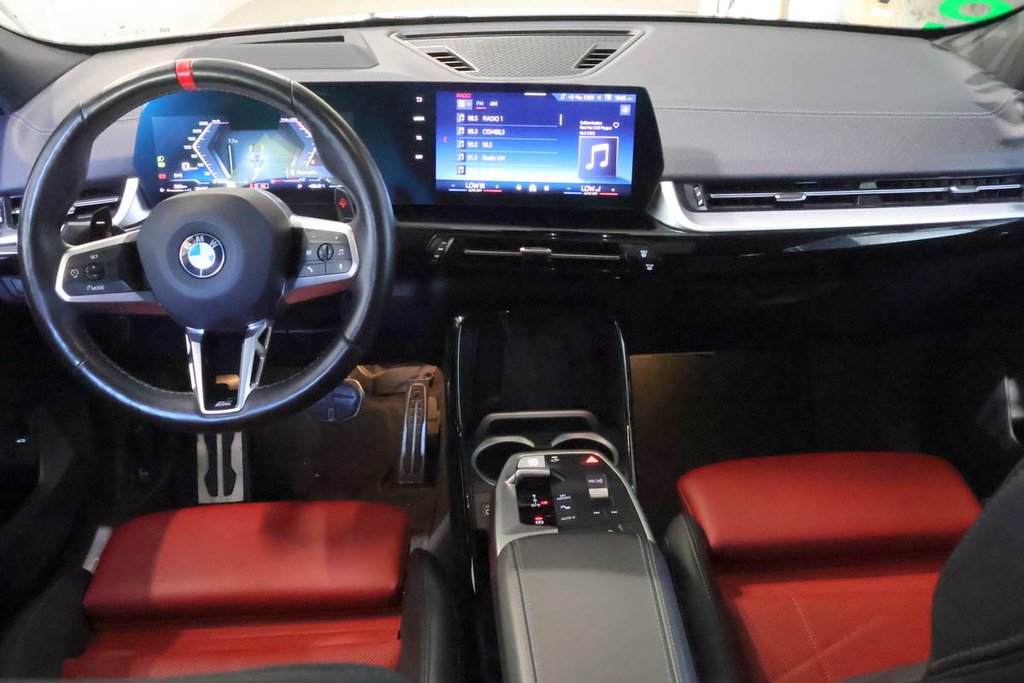 2024 BMW X2 M35i xDRIVE + CUIR + TOIT OUVRANT PANO in Terrebonne, Quebec - 14 - w1024h768px