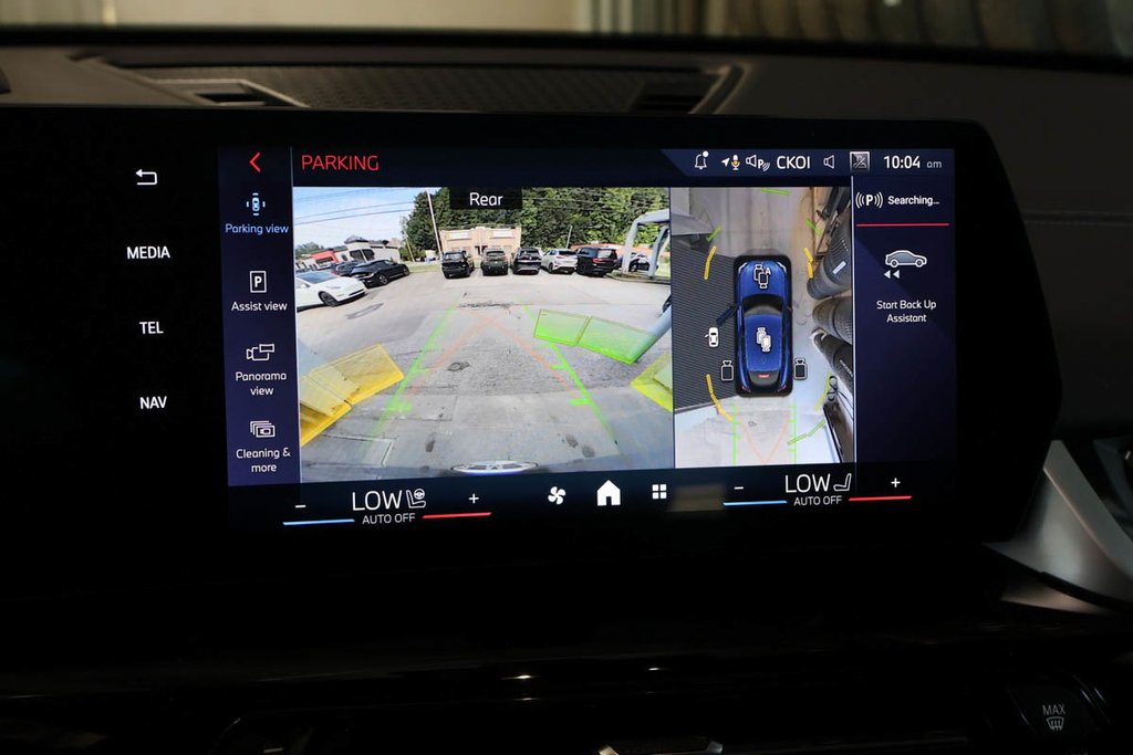 2024 BMW X2 M35i xDRIVE + CUIR + TOIT OUVRANT PANO in Terrebonne, Quebec - 23 - w1024h768px