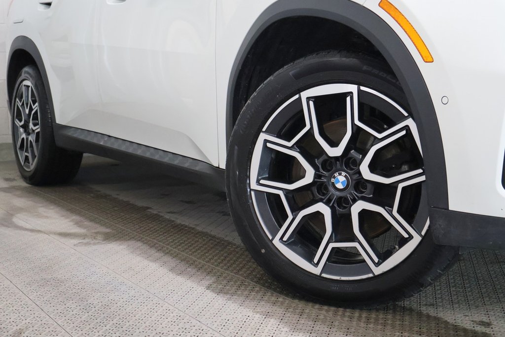 BMW X2 xDRIVE28i + AWD + TOIT OUVRANT PANO 2025 à Terrebonne, Québec - 9 - w1024h768px
