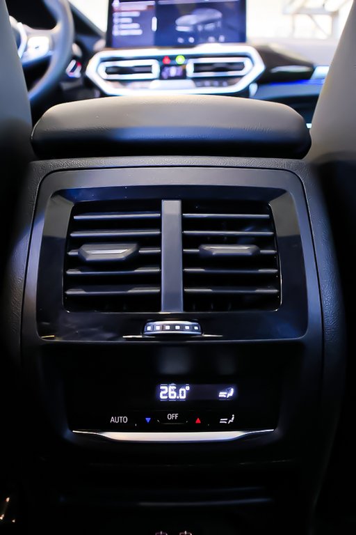 BMW X4 XDRIVE30I + AWD + TOIT OUVRANT PANO 2025 à Terrebonne, Québec - 33 - w1024h768px