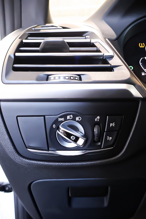 BMW X4 XDRIVE30I + AWD + TOIT OUVRANT PANO 2025 à Terrebonne, Québec - 29 - w1024h768px