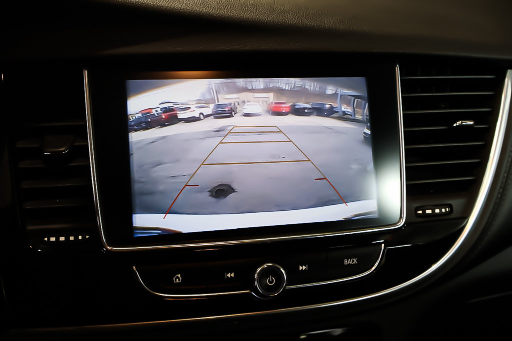 2018 Buick Encore SPORT TOURING + AWD +  CARPLAY in Terrebonne, Quebec - 16 - w1024h768px