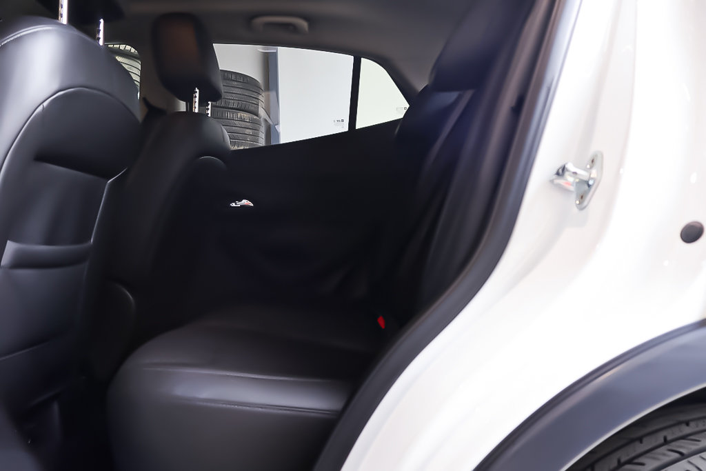 2018 Buick Encore SPORT TOURING + AWD +  CARPLAY in Terrebonne, Quebec - 20 - w1024h768px