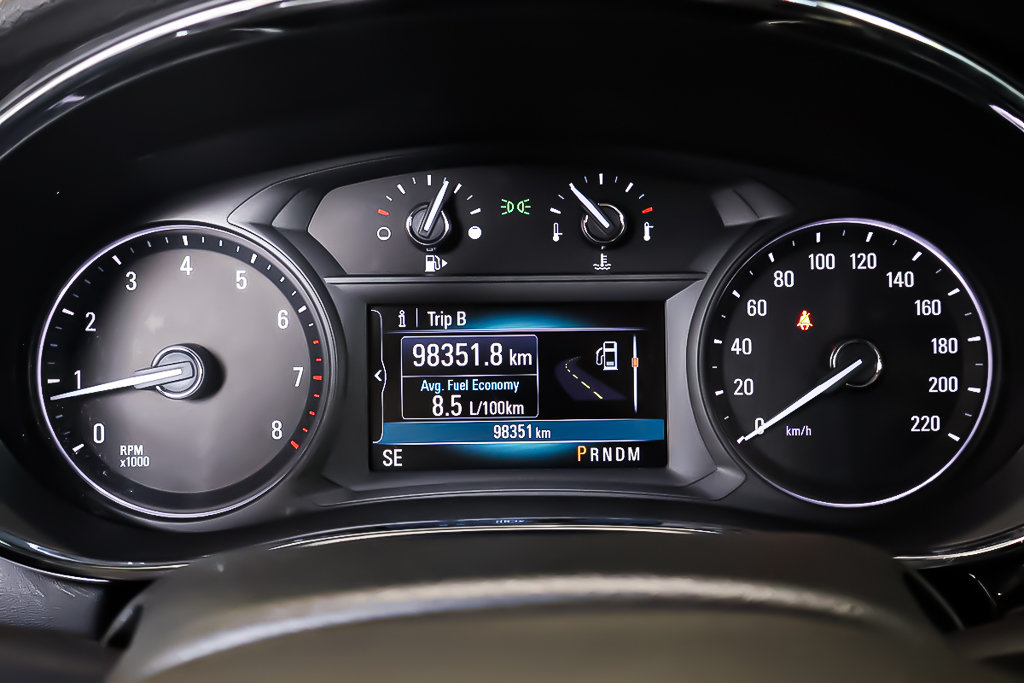 2018 Buick Encore SPORT TOURING + AWD +  CARPLAY in Terrebonne, Quebec - 14 - w1024h768px