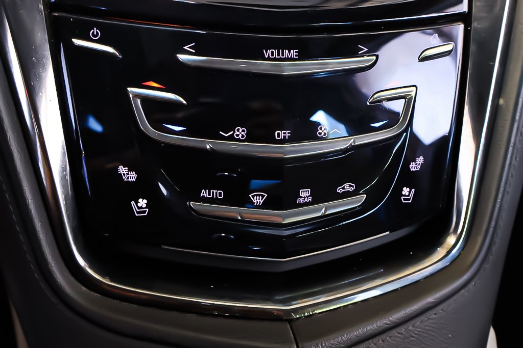 2014 Cadillac CTS AWD + CUIR + DEMARREUR in Terrebonne, Quebec - 18 - w1024h768px