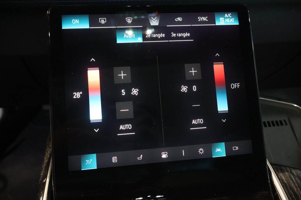 Cadillac Escalade IQ SPORT 1 + AWD + 100% ELECTRIQUE + TOIT DE VERRE 2025 à Terrebonne, Québec - 31 - w1024h768px