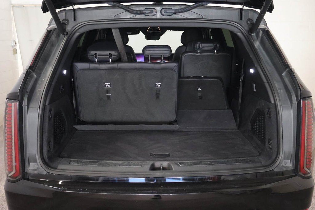 Cadillac Escalade IQ SPORT 1 + AWD + 100% ELECTRIQUE + TOIT DE VERRE 2025 à Terrebonne, Québec - 7 - w1024h768px