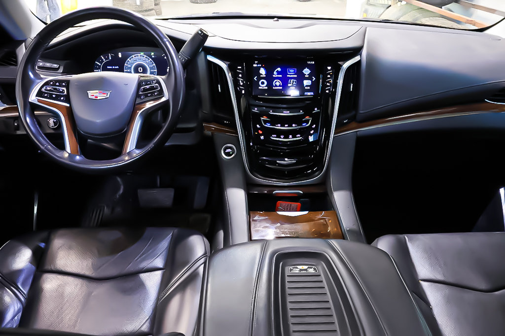 Cadillac Escalade PREMIUM LUXURY + AWD + TOIT OUVRANT + CUIR 2019 à Terrebonne, Québec - 17 - w1024h768px