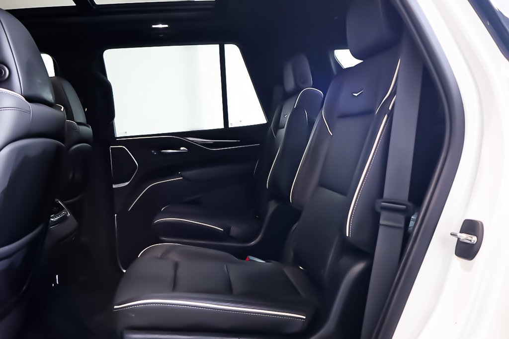 Cadillac Escalade SPORT 4RM + V8 6.2L + TOIT OUVRANT PANO 2021 à Terrebonne, Québec - 31 - w1024h768px