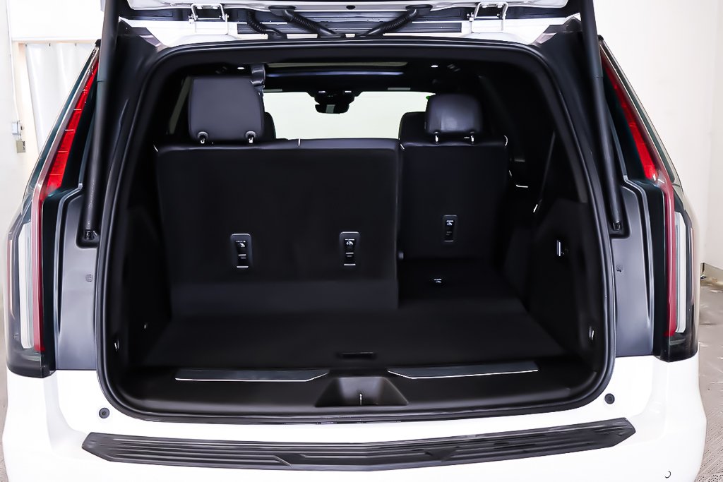 Cadillac Escalade SPORT 4RM + V8 6.2L + TOIT OUVRANT PANO 2021 à Terrebonne, Québec - 7 - w1024h768px