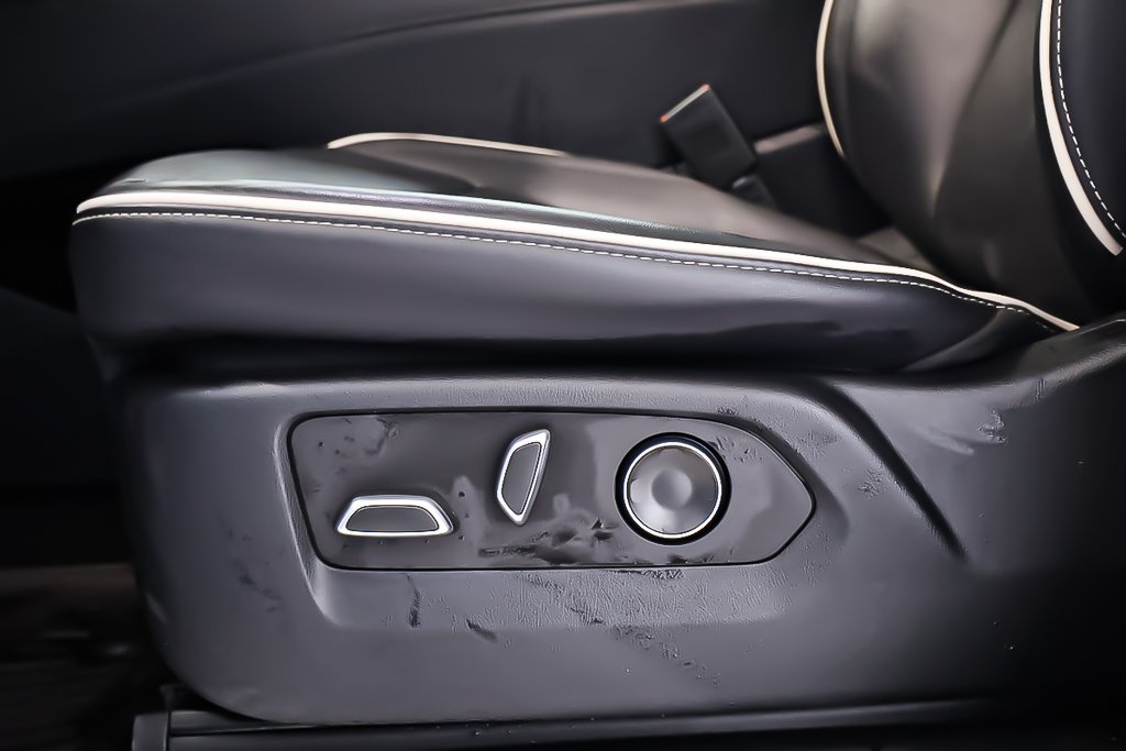 Cadillac Escalade SPORT 4RM + V8 6.2L + TOIT OUVRANT PANO 2021 à Terrebonne, Québec - 15 - w1024h768px