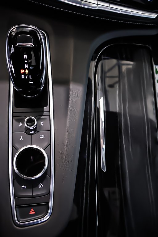 Cadillac Escalade SPORT 4RM + V8 6.2L + TOIT OUVRANT PANO 2021 à Terrebonne, Québec - 27 - w1024h768px