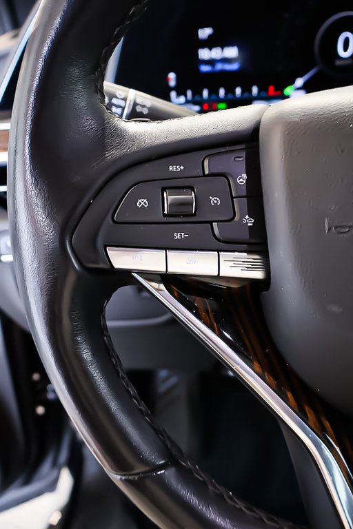 2023 Cadillac Escalade LUXURY 4RM + V8 6.2L in Terrebonne, Quebec - 18 - w1024h768px