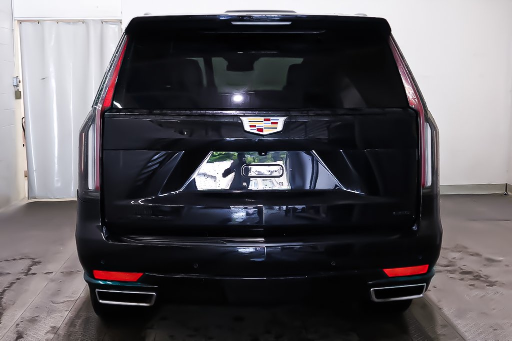 2023 Cadillac Escalade LUXURY 4RM + V8 6.2L in Terrebonne, Quebec - 6 - w1024h768px