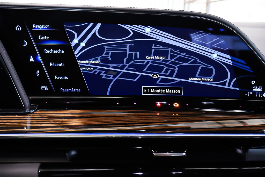 Cadillac Escalade 4WD LUXURY + V8 6.2 + 7 PASSAGERS 2023 à Terrebonne, Québec - 25 - w1024h768px