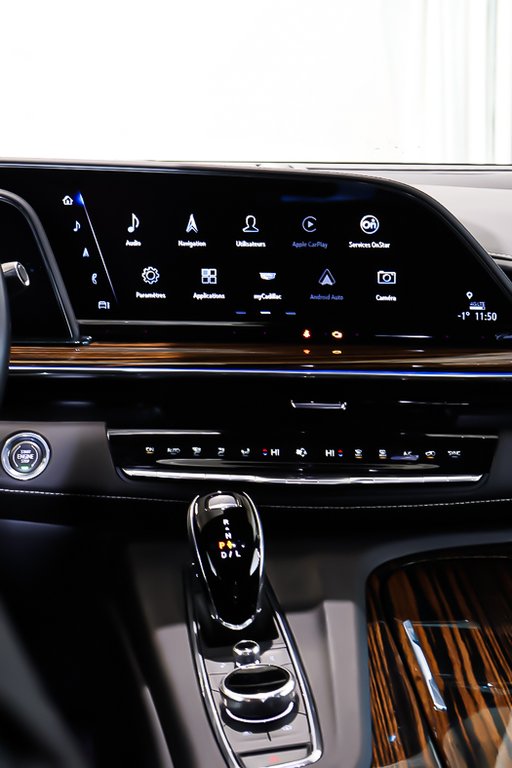 Cadillac Escalade 4WD LUXURY + V8 6.2 + 7 PASSAGERS 2023 à Terrebonne, Québec - 22 - w1024h768px